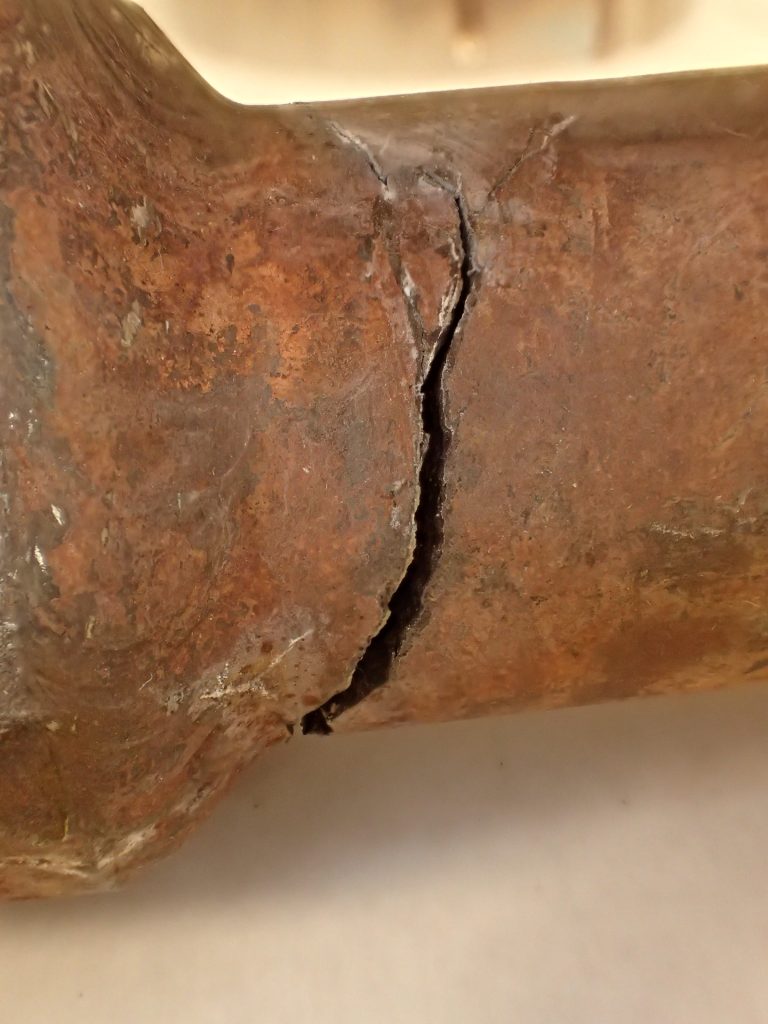 Stress corrosion cracking due to contamination with chemicals - US Corrosion Services